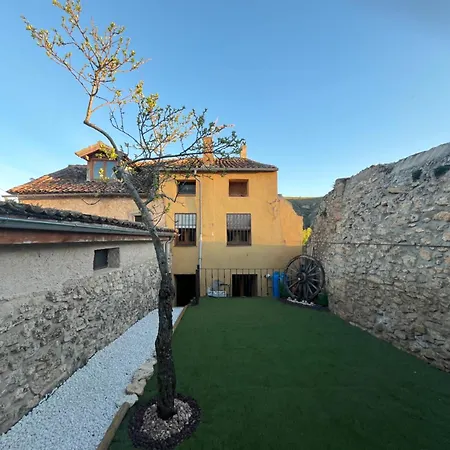 Casa Rural San Ignacio * Sepúlveda